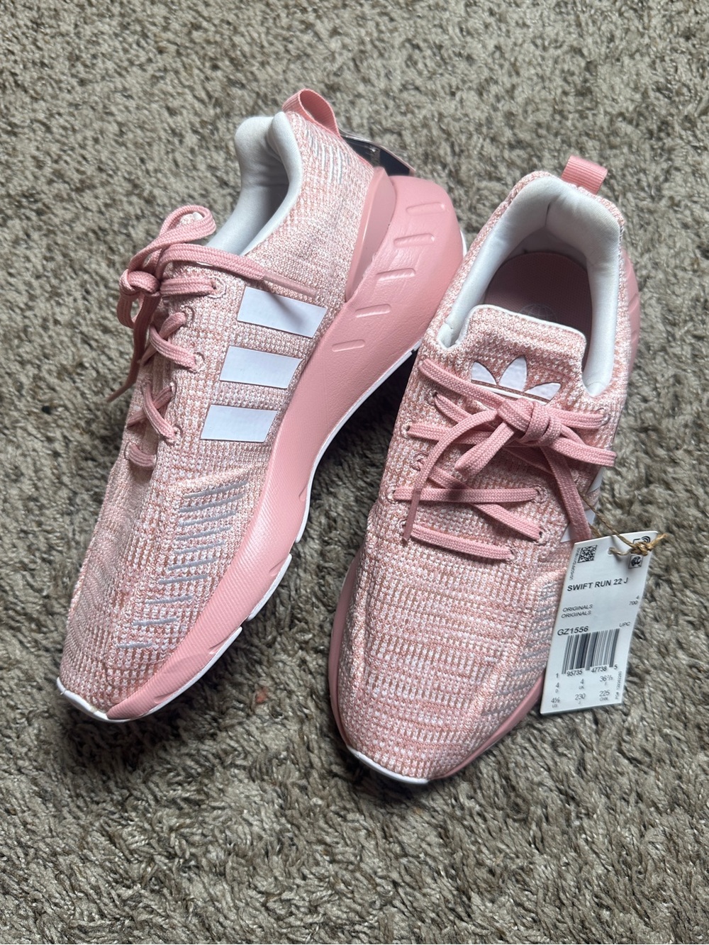 NWT Adidas Swift Run 22 Sneakers 6